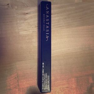 NEW - Anastasia Brow Wiz skinny brow pencil